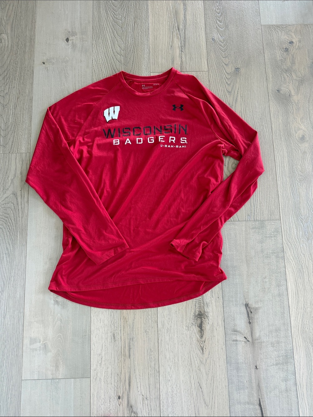 Under Armour Red Wisconsin Badgers Long-Sleeve Performance Tee